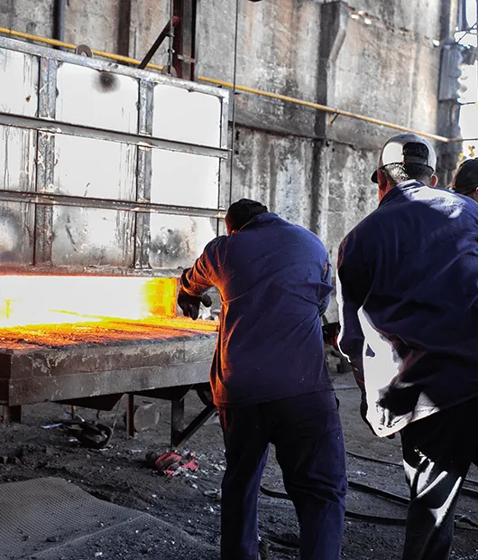 Forno de tratamento térmico